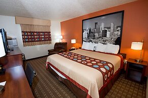 Super 8 by Wyndham Altoona
