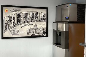 Super 8 by Wyndham Altoona