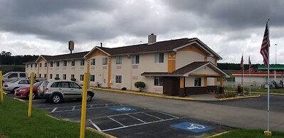 Super 8 by Wyndham Franklin