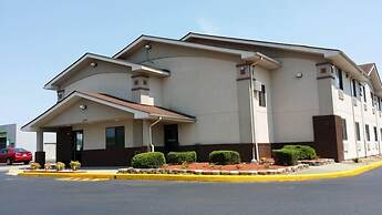 Super 8 by Wyndham Franklin