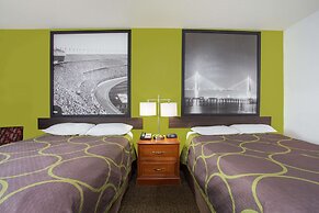 Super 8 by Wyndham Franklin