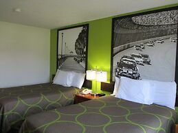 Super 8 by Wyndham Franklin