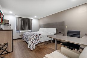 Red Roof Inn Suffolk