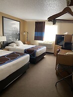 Super 8 by Wyndham Ogallala