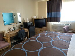 Super 8 by Wyndham Ogallala