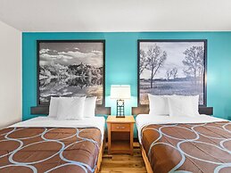 Super 8 by Wyndham Ogallala