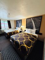 Super 8 by Wyndham Lacey Olympia Area