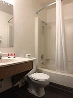 Super 8 by Wyndham Lacey Olympia Area