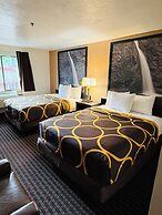 Super 8 by Wyndham Lacey Olympia Area