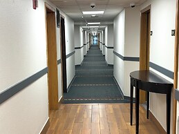 Super 8 by Wyndham Baker City