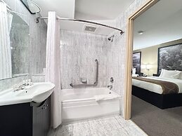 Super 8 by Wyndham Guelph