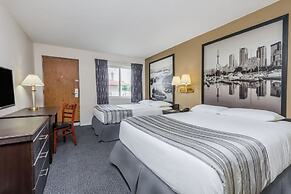 Super 8 by Wyndham Guelph