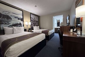 Super 8 by Wyndham Guelph