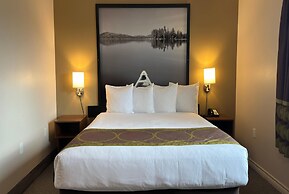 Super 8 by Wyndham Guelph