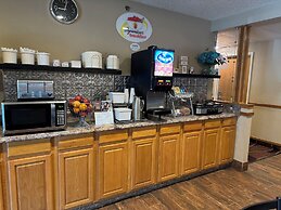 Super 8 by Wyndham Adrian
