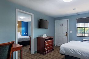 Knights Inn North Attleboro