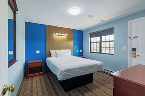 Knights Inn North Attleboro