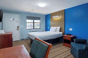 Knights Inn North Attleboro