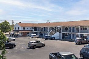 Knights Inn North Attleboro