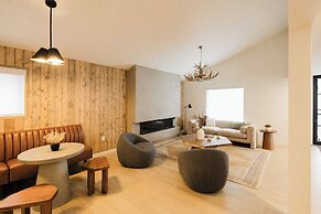 Wonderstone at Glacier