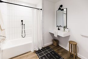 Wonderstone at Glacier