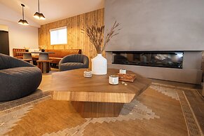 Wonderstone at Glacier