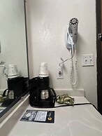 Super 8 by Wyndham Richfield/Cleveland