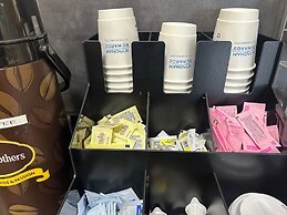 Super 8 by Wyndham Richfield/Cleveland