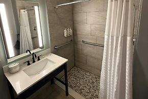 AmericInn by Wyndham Tomahawk