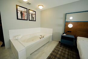 AmericInn by Wyndham Tomahawk