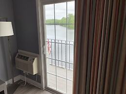 Super 8 by Wyndham Sturbridge