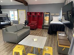 Super 8 by Wyndham Sturbridge