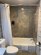 Super 8 by Wyndham Sturbridge