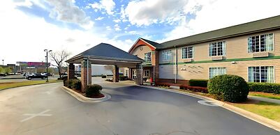 Super 8 by Wyndham Smithfield/Selma