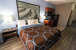 Super 8 by Wyndham Smithfield/Selma