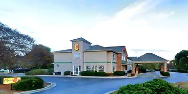 Super 8 by Wyndham Smithfield/Selma