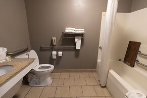 Super 8 by Wyndham Smithfield/Selma