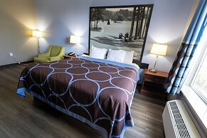 Super 8 by Wyndham Smithfield/Selma