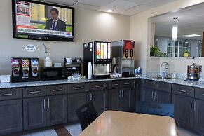 Super 8 by Wyndham Smithfield/Selma