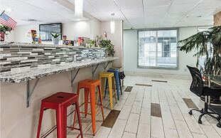 Super 8 by Wyndham Smithfield/Selma