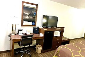 Super 8 by Wyndham Hinton