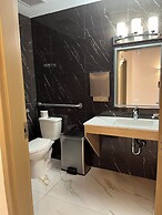 Super 8 by Wyndham Hinton