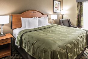 Quality Inn & Suites Columbus West - Hilliard