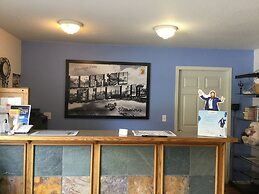 Super 8 by Wyndham Sicamous