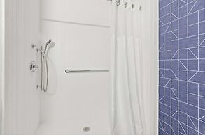 Spark by Hilton Winston-Salem University