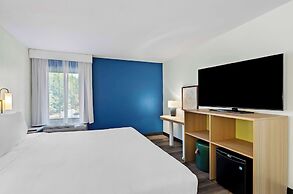 Spark by Hilton Winston-Salem University