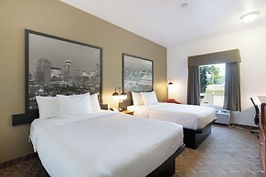 Super 8 by Wyndham Calgary Shawnessy Area
