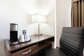 Super 8 by Wyndham Calgary Shawnessy Area