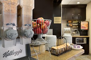 Super 8 by Wyndham Calgary Shawnessy Area