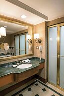 Sheraton Pilar Hotel and Convention Center